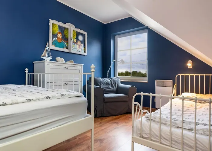 Dom Kotwa Вилла Карвиа