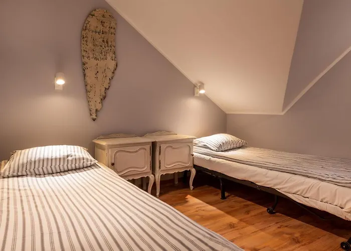 Dom Kotwa * Карвиа