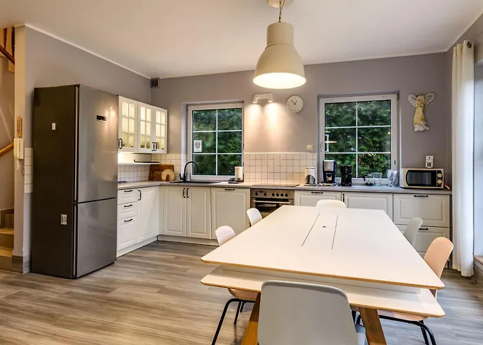 Dom Kotwa Вилла *